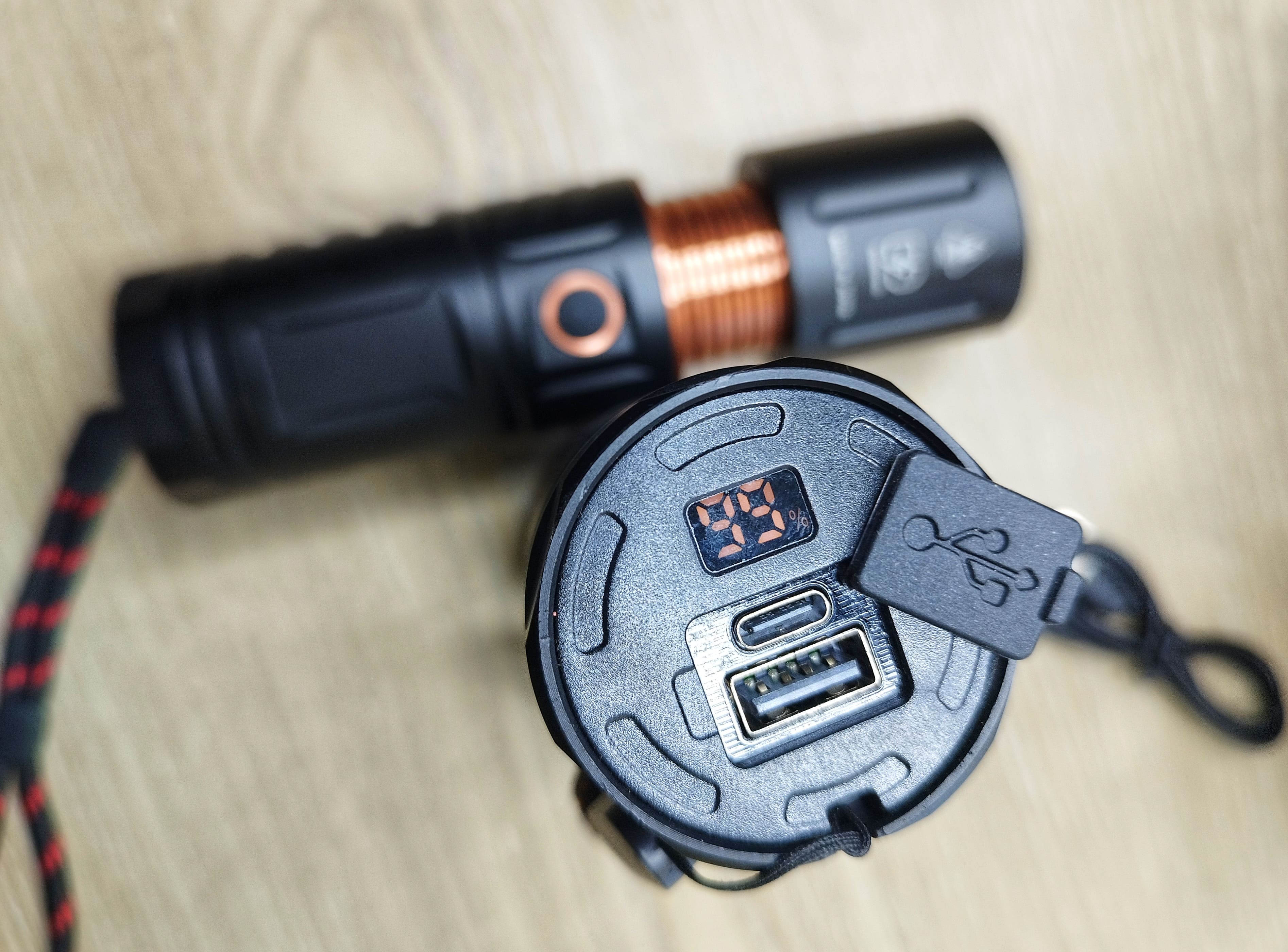 Rechargeable Waterproof Zoom LED Flashlight USB Zambo light With Power Bank