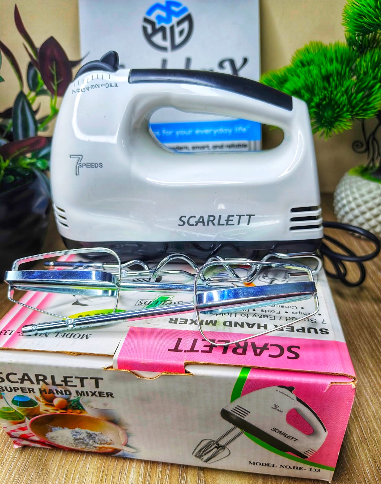 Scarlett 7-Speed Electric Hand Mixer