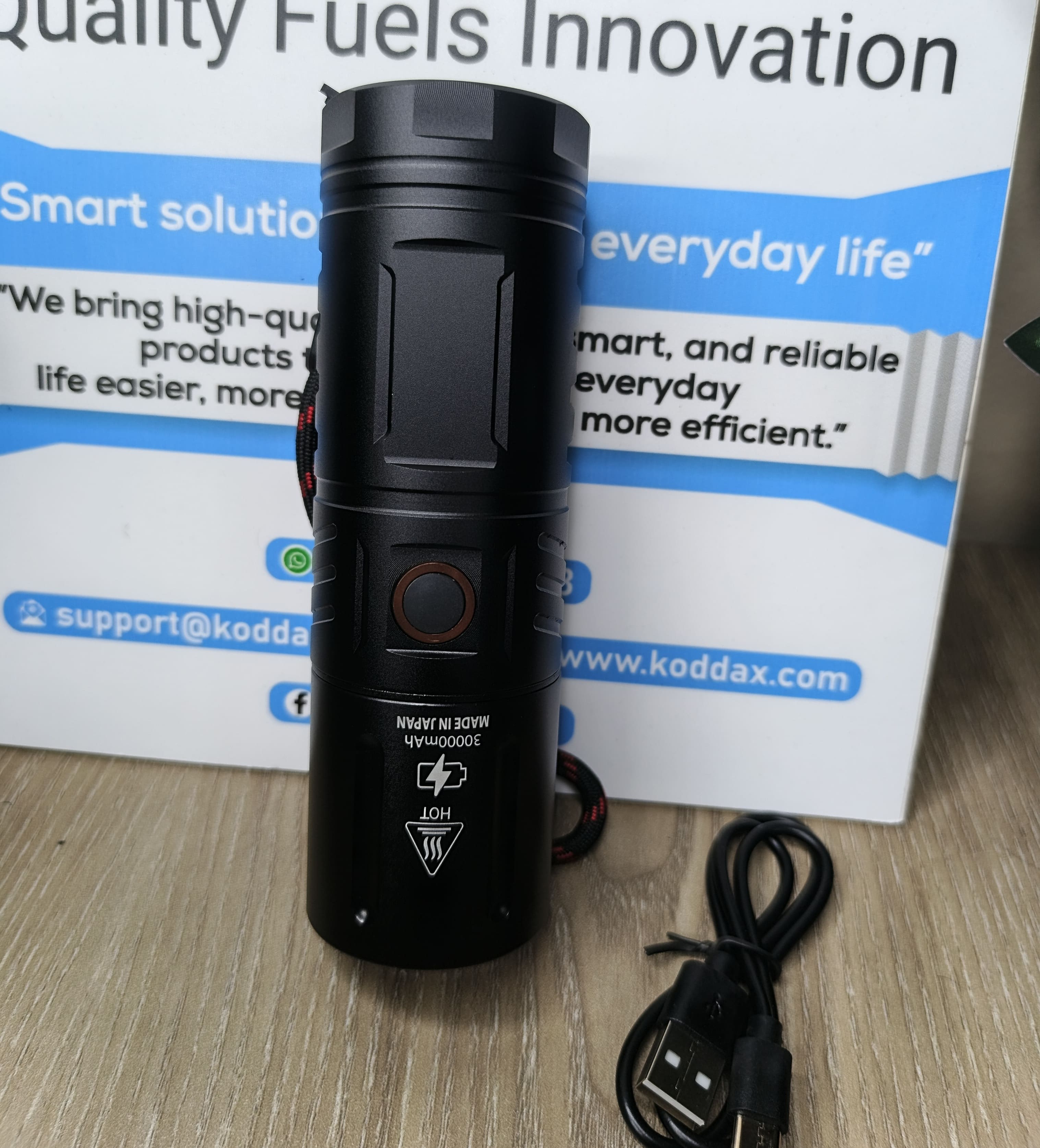 Jumbo LED Zoom Light Waterproof With Power Bank(Made in Japan)