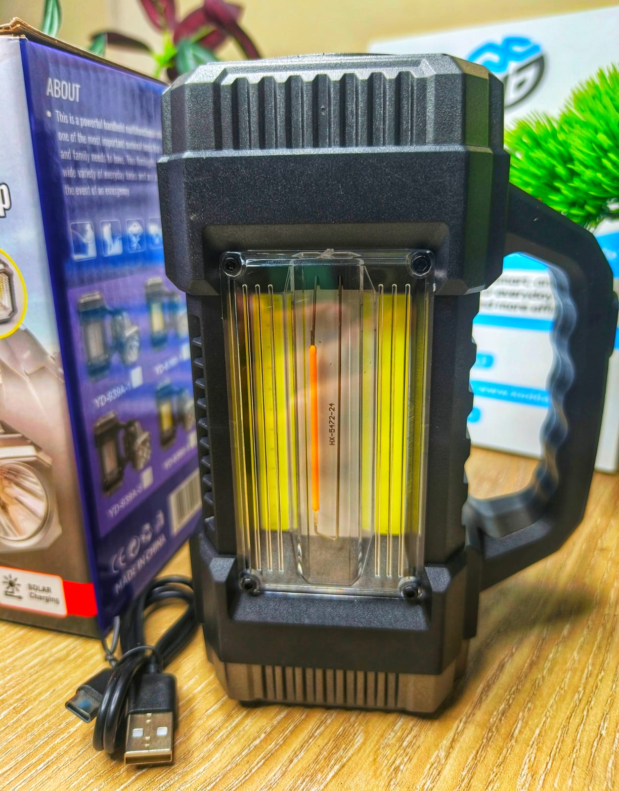 Rechargeable Multifunctional Solar Charging light