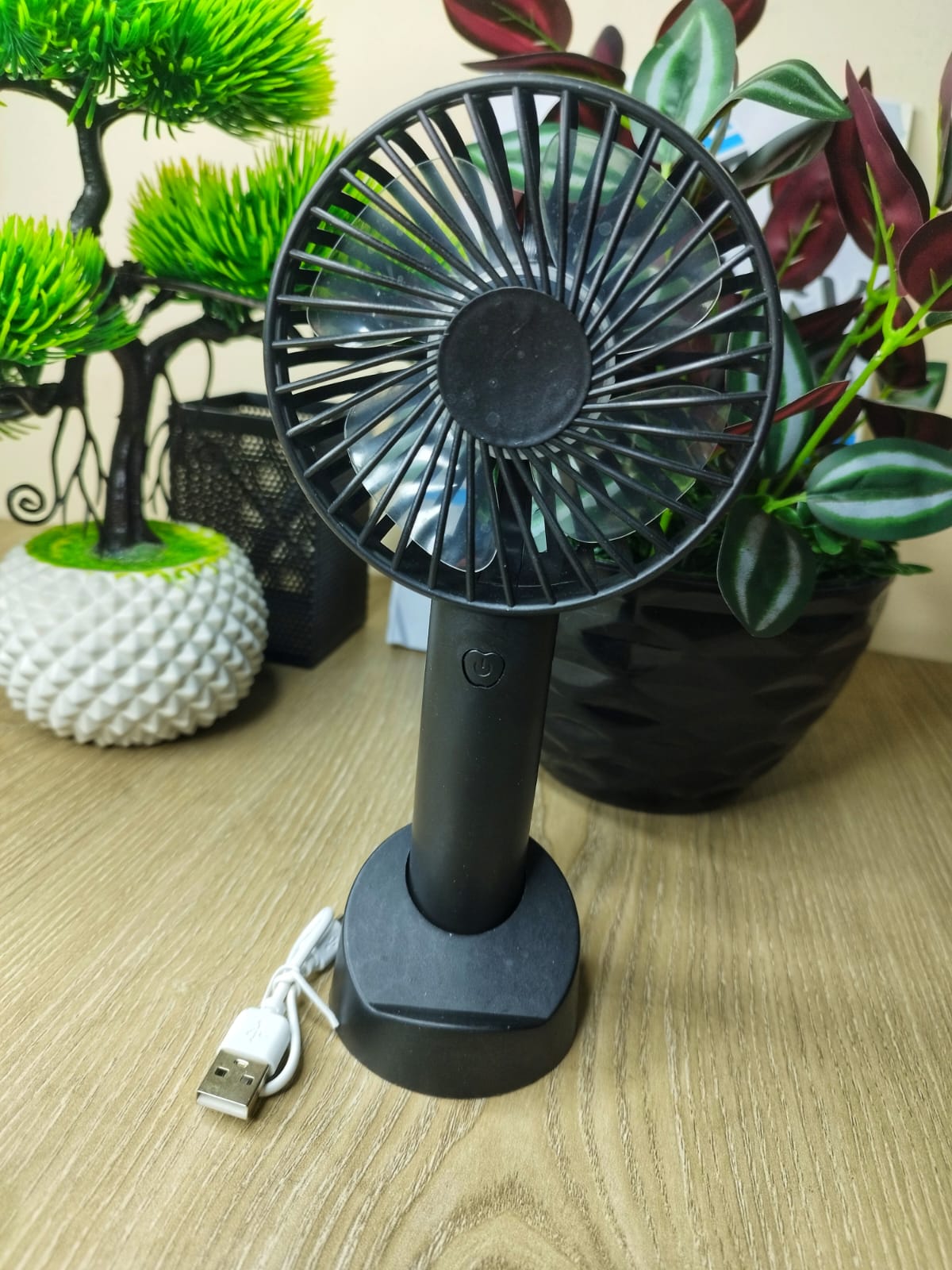 New Mini Rechargeable USB Charging Portable Handheld 3 Gear Speed Desktop Fan - Hand Fan