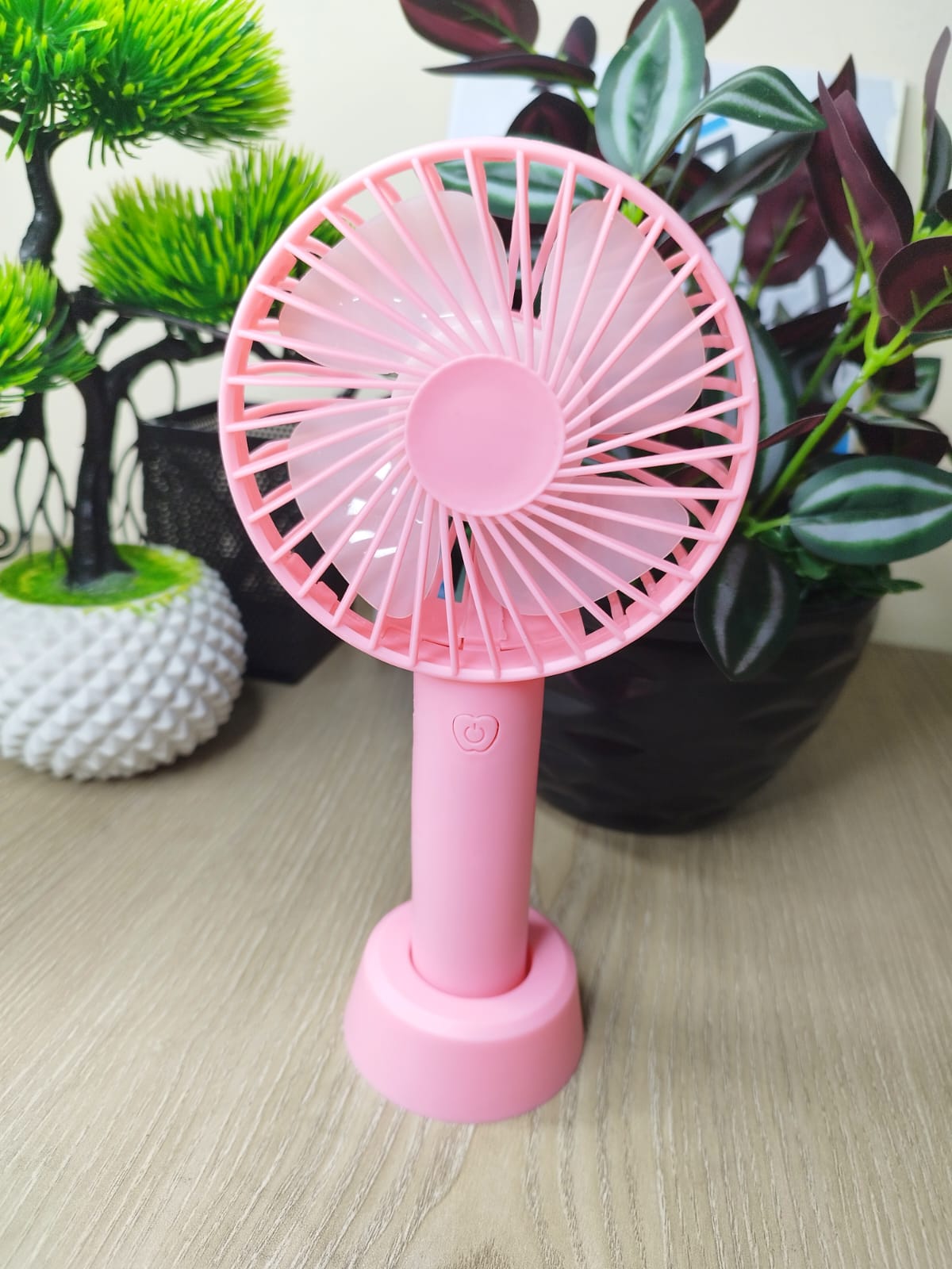 New Mini Rechargeable USB Charging Portable Handheld 3 Gear Speed Desktop Fan - Hand Fan
