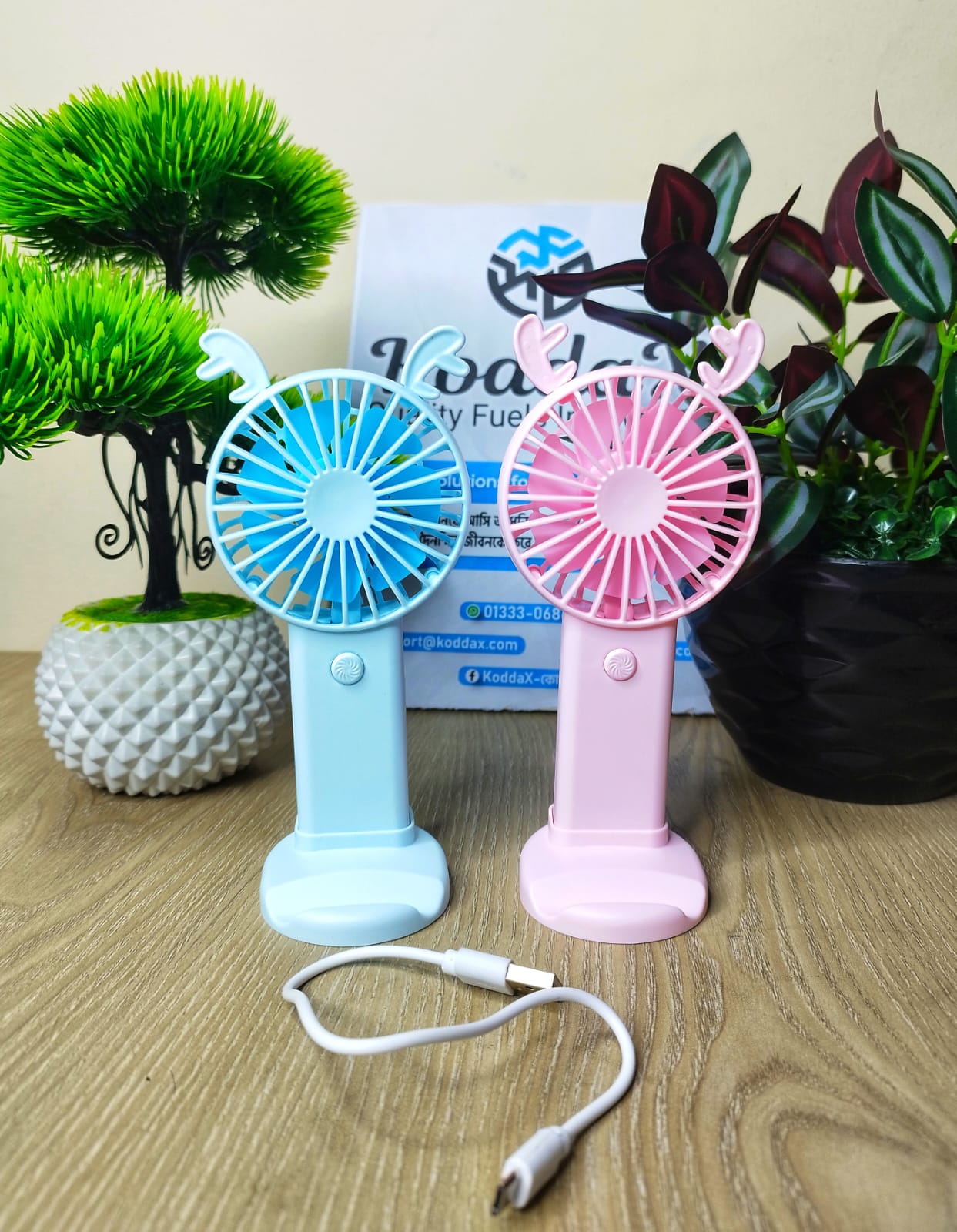 Portable Mini Fan and Makeup Fan for Cool Summer Travel USB Handheld Fan