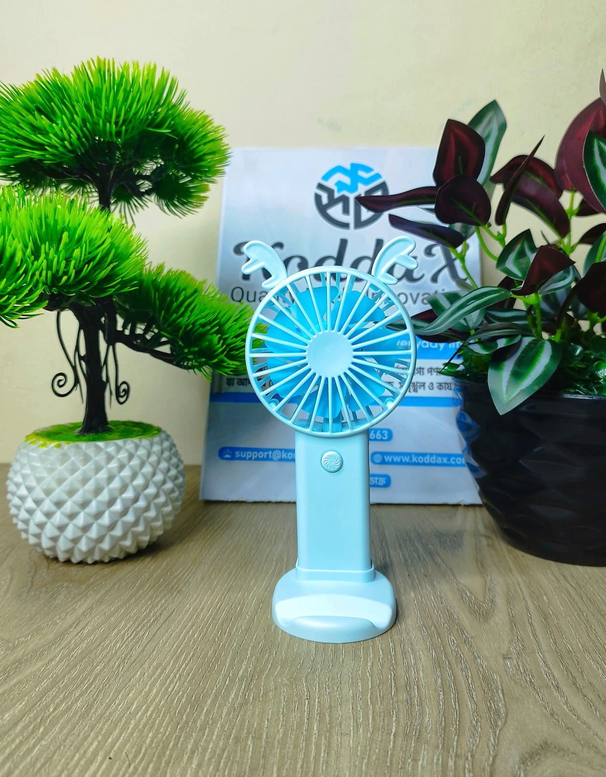 Portable Mini Fan and Makeup Fan for Cool Summer Travel USB Handheld Fan