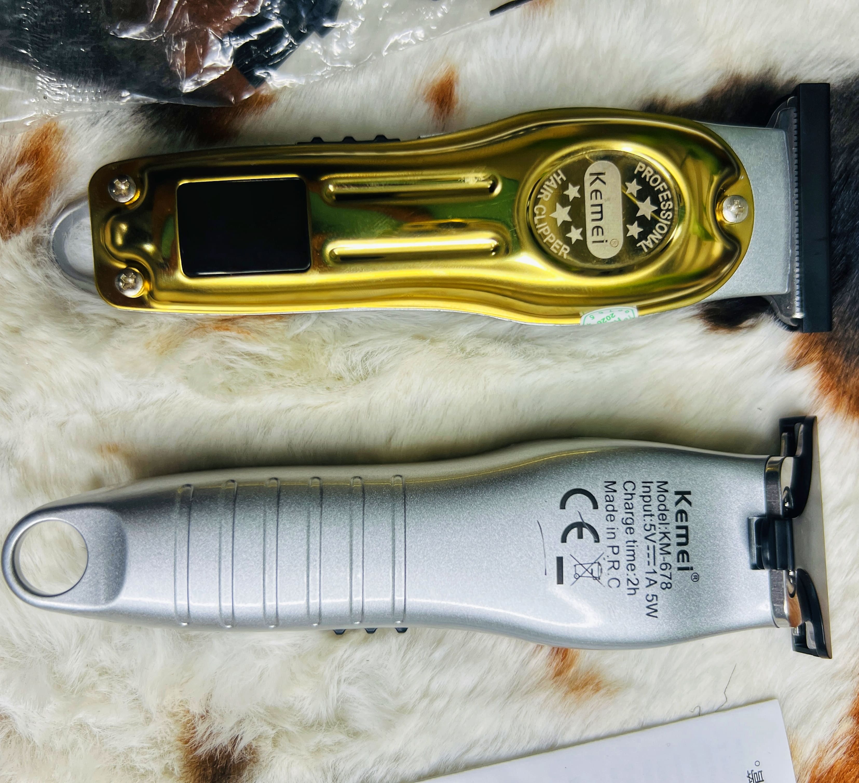 Kemei KM-678 USB Charging Electric Hair Trimmer