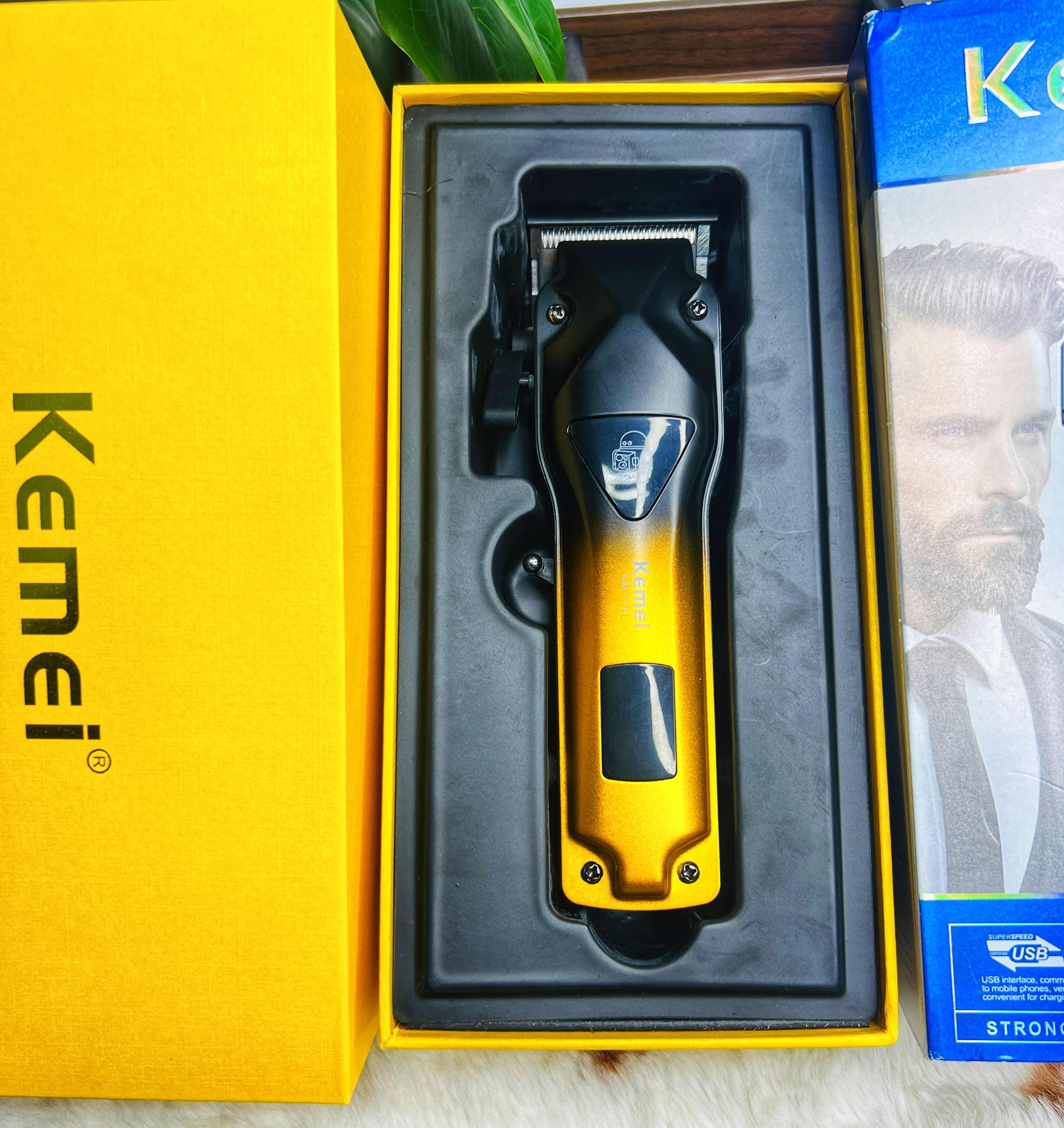 Kemei KM-1781 Professional Rechargeable Hair Trimmer