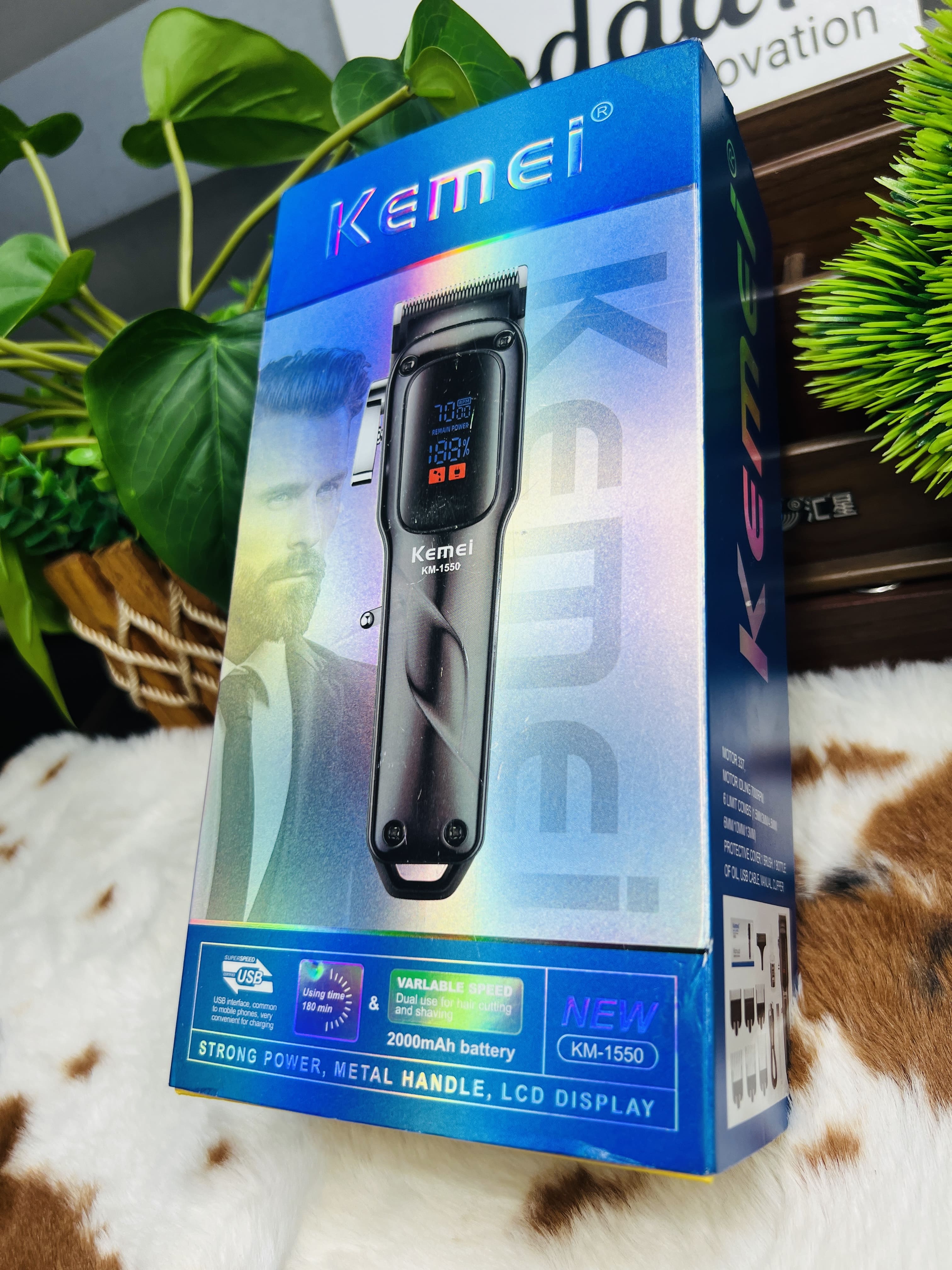 Kemei KM-1550 Professional Hair Clipper and Beard Trimmer Salon Series for Men
