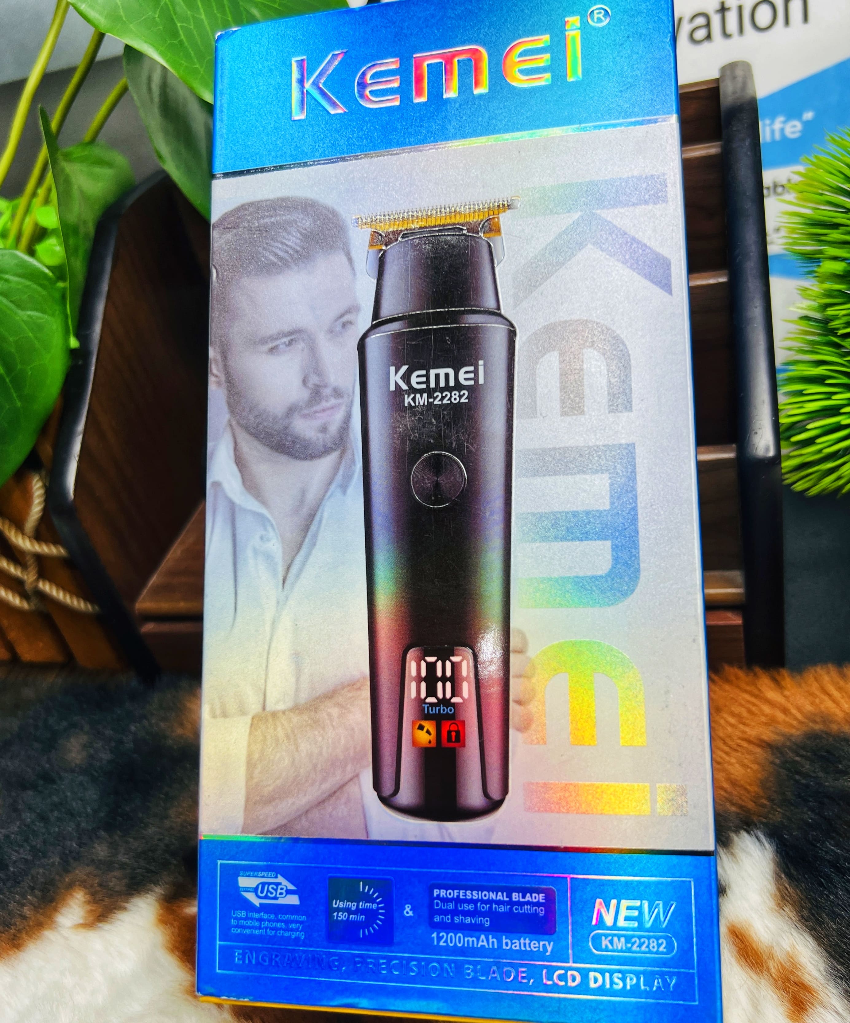 Kemei KM-2282 Professional Rechargeable Hair and Beard Trimmer