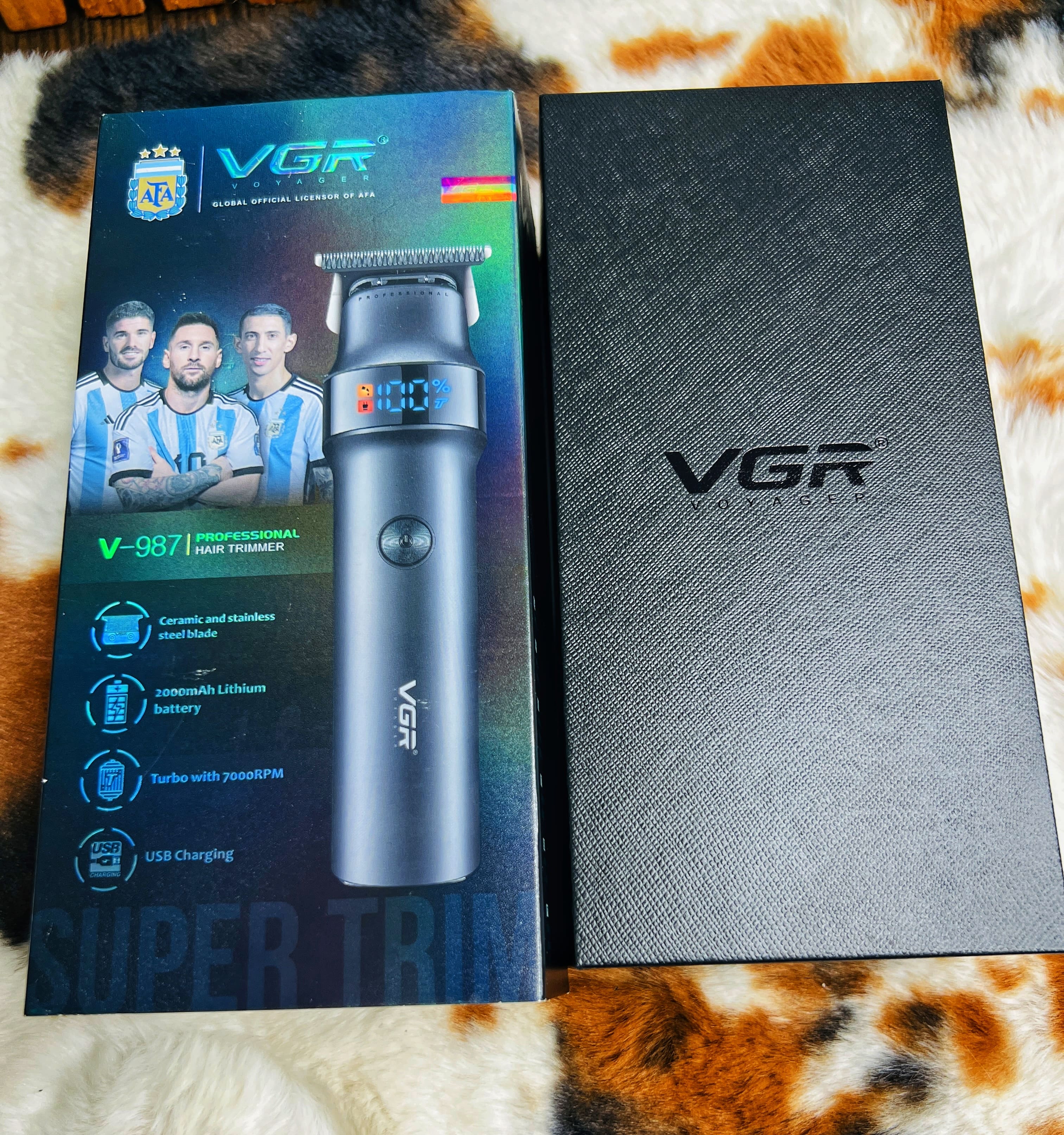VGR V-987 Professional Hair Trimmer Red