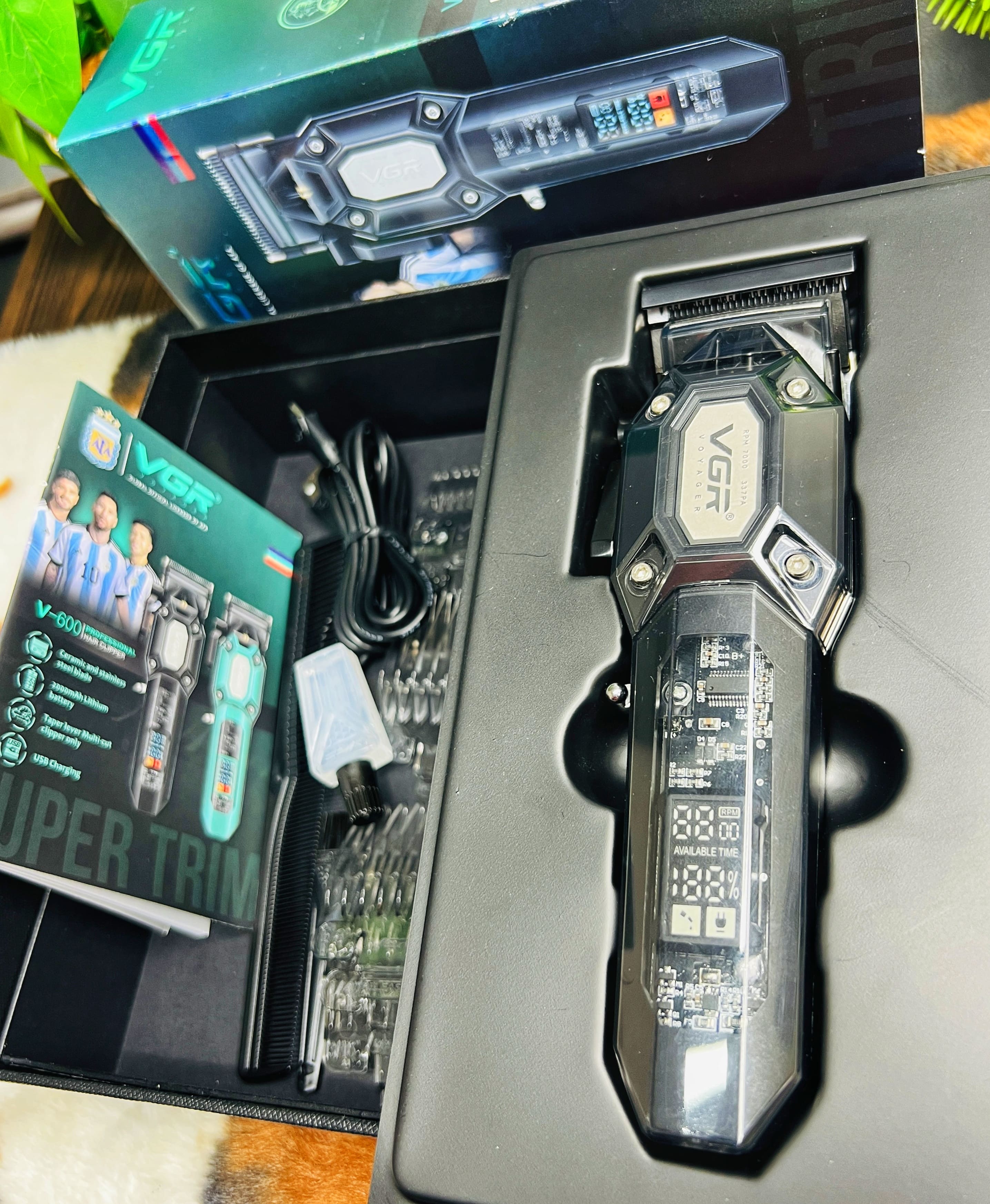 VGR V-600 Professional Hair and Beard Trimmer - Black