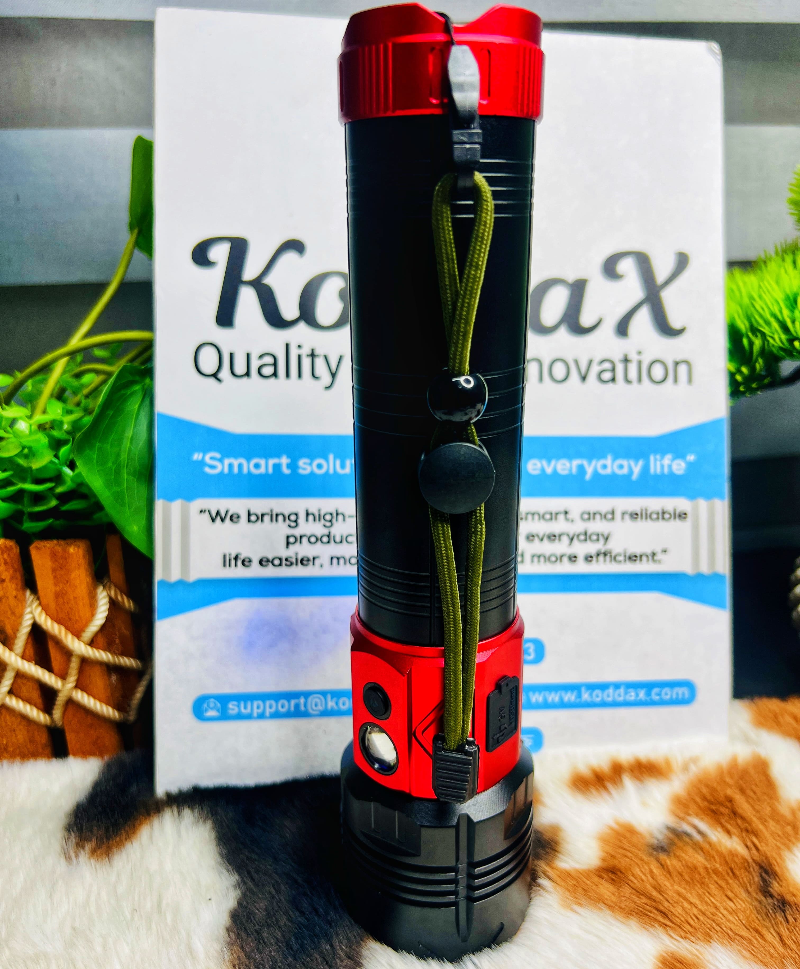 Rechargeable High-Power Black Kobra Light