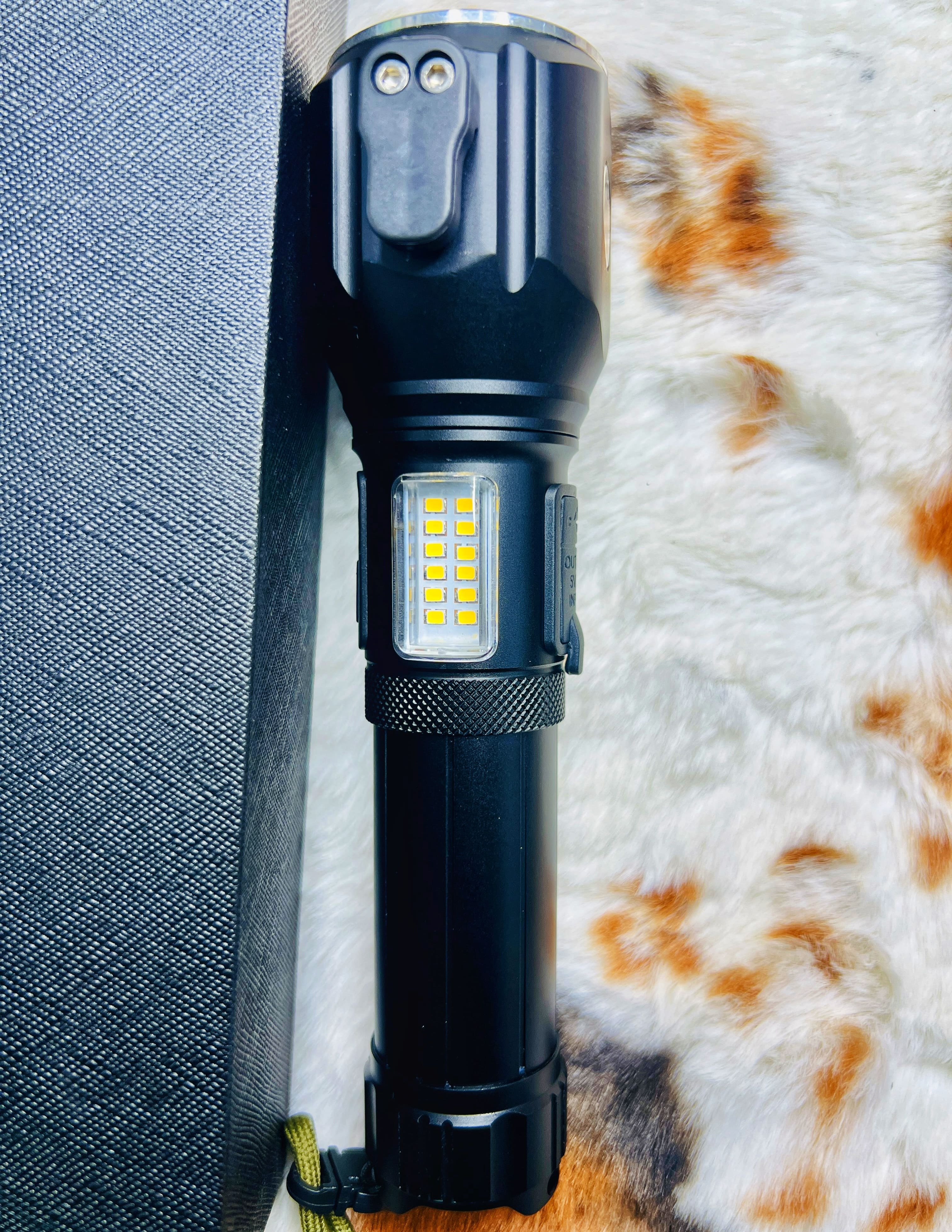 Kezu KH-W40S Torch Light