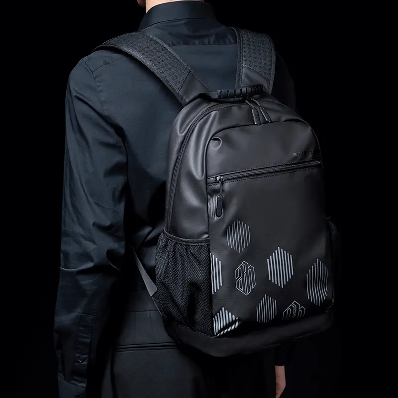 Arctic Hunter B00489 Casual Backpack Water Resistant College School Bag with Built in USB Port For Unisex
